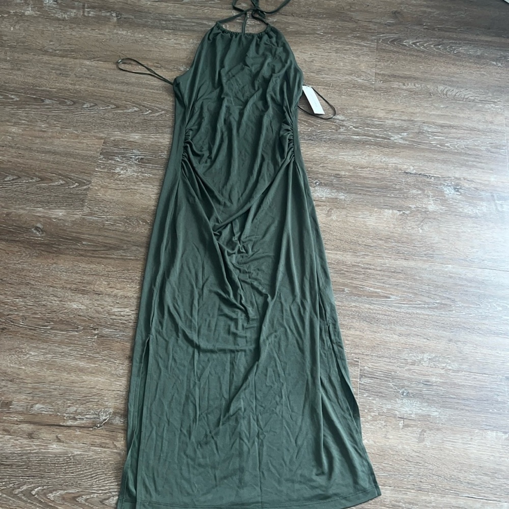 NWT Francesca’s open back dress